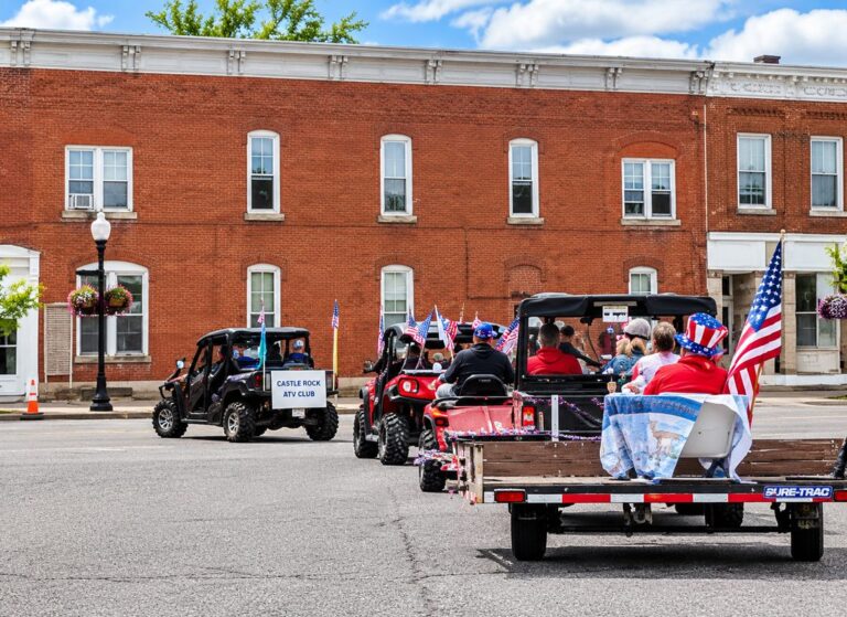 castle_rock_parade_trailer_1100x800_optimized